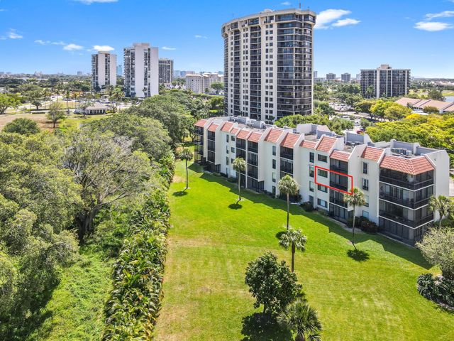 2500 Presidential Way 302, West Palm Beach, FL 33401