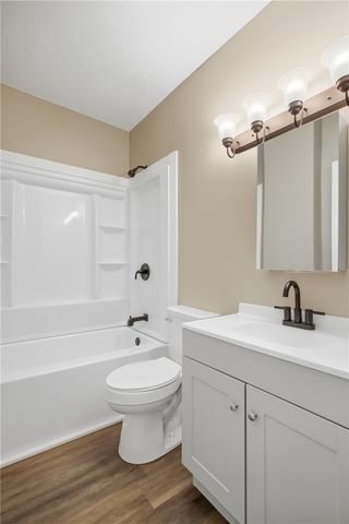 109 W Lynn Street, St Paris, OH 43072