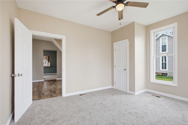 109 W Lynn Street, St Paris, OH 43072