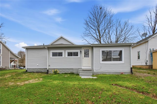 109 W Lynn Street, St Paris, OH 43072