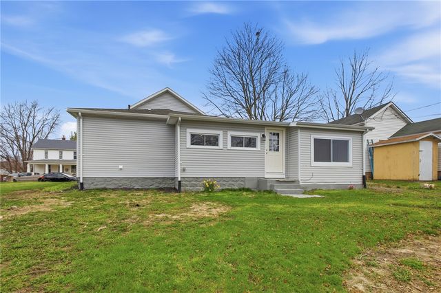 109 W Lynn Street, St Paris, OH 43072