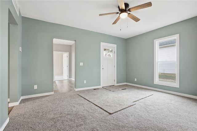 109 W Lynn Street, St Paris, OH 43072