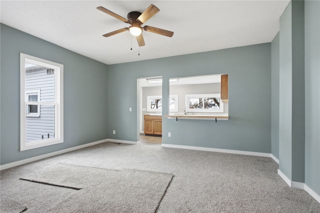 109 W Lynn Street, St Paris, OH 43072