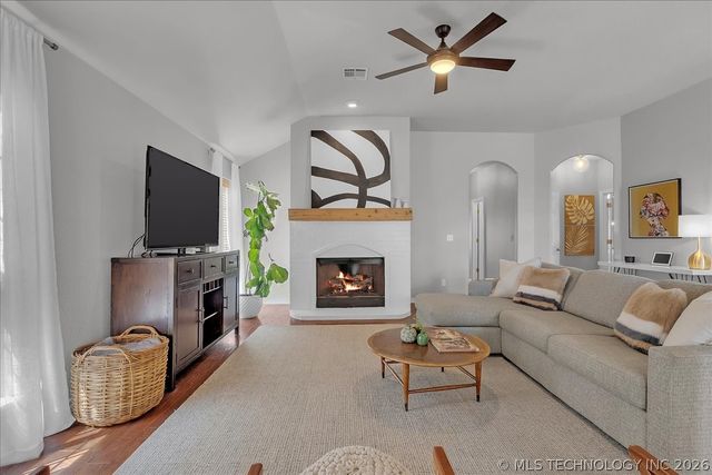 14122 S Toledo Avenue, Bixby, OK 74008