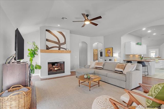 14122 S Toledo Avenue, Bixby, OK 74008
