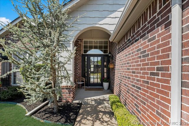 14122 S Toledo Avenue, Bixby, OK 74008