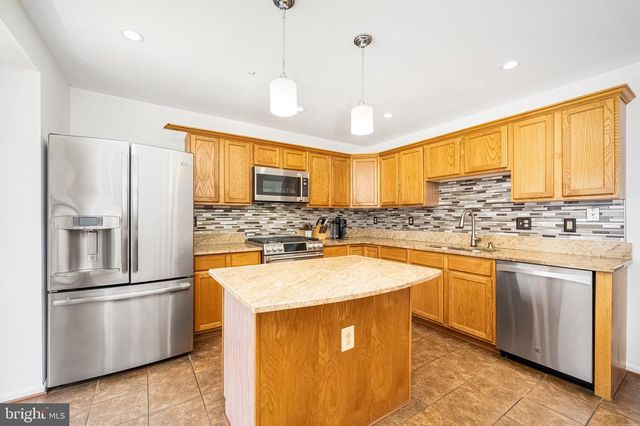 1933 BEECHAM, Mitchellville, MD 20721