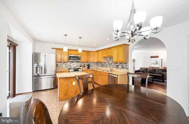 1933 BEECHAM, Mitchellville, MD 20721