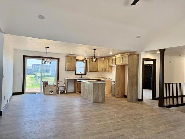 1360 BENS WAY, Kaukauna, WI 54130