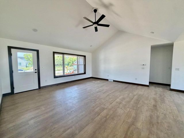 1360 BENS WAY, Kaukauna, WI 54130