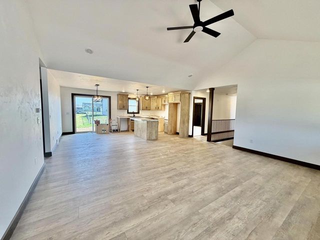1360 BENS WAY, Kaukauna, WI 54130