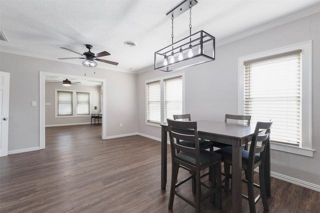 112 Wood Avenue, Baytown, TX 77520