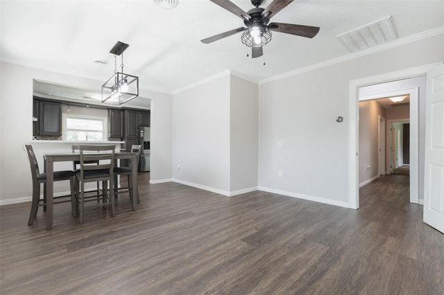 112 Wood Avenue, Baytown, TX 77520