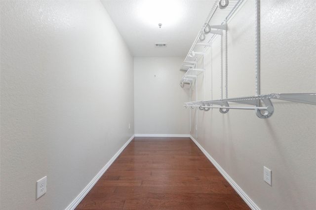 112 Wood Avenue, Baytown, TX 77520