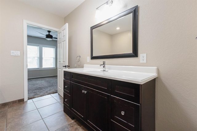 112 Wood Avenue, Baytown, TX 77520