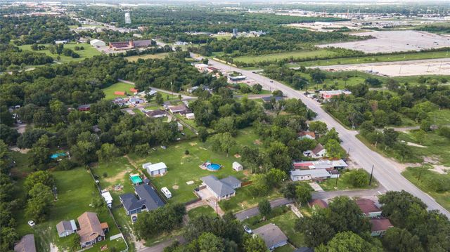 112 Wood Avenue, Baytown, TX 77520