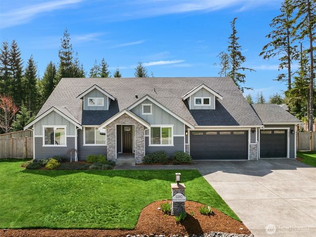 5597 NW Muddy Paws Court, Bremerton, WA 98312