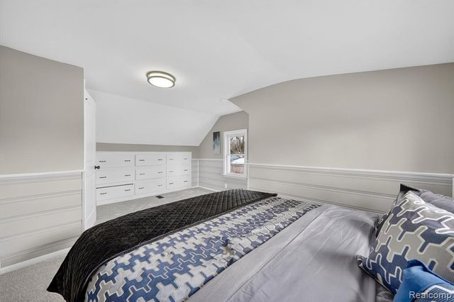 33544 Brown Street, Garden City, MI 48135