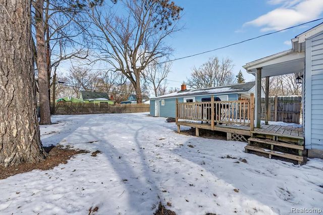 33544 Brown Street, Garden City, MI 48135