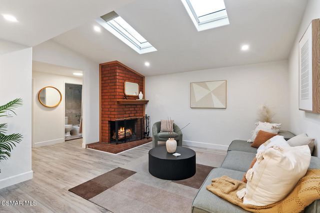 1529 Paul Street, Simi Valley, CA 93065