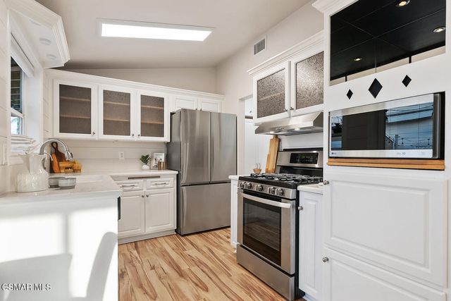 1529 Paul Street, Simi Valley, CA 93065