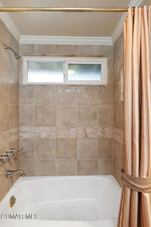 Image 11 of property listing at 1529 Paul Street, Simi Valley, CA 93065