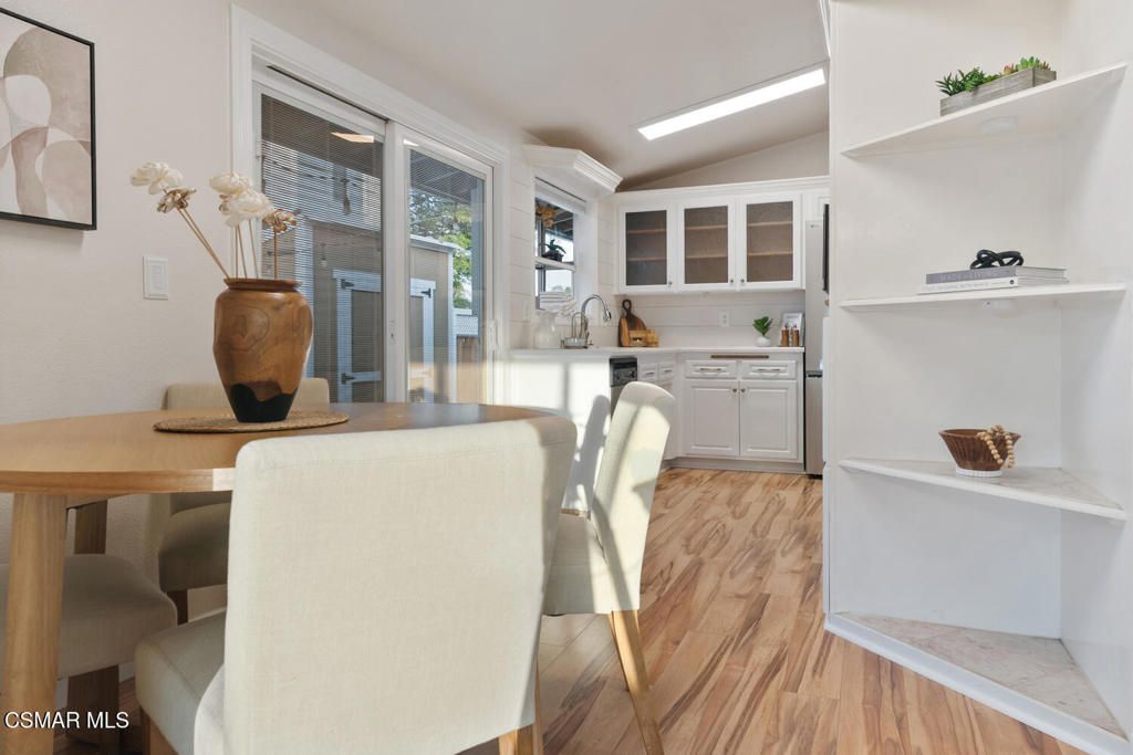 Image 3 of property listing at 1529 Paul Street, Simi Valley, CA 93065