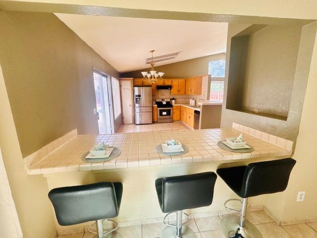 6 Westmont Court, Merced, CA 95348