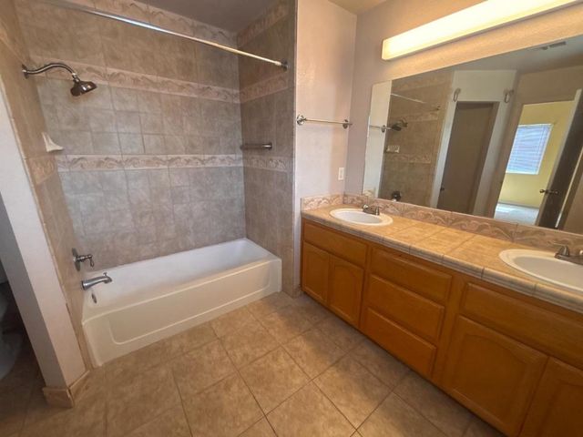 6 Westmont Court, Merced, CA 95348