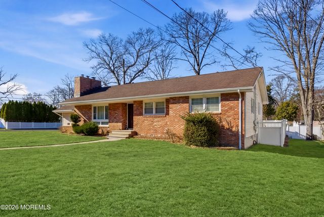 603 Carol Avenue, Oakhurst, NJ 07755
