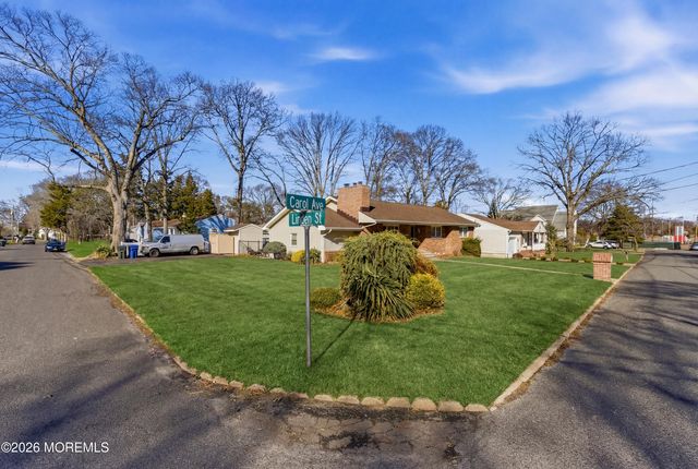 603 Carol Avenue, Oakhurst, NJ 07755
