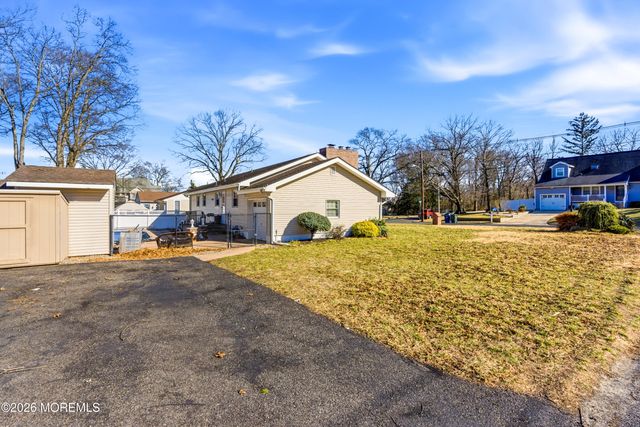 603 Carol Avenue, Oakhurst, NJ 07755