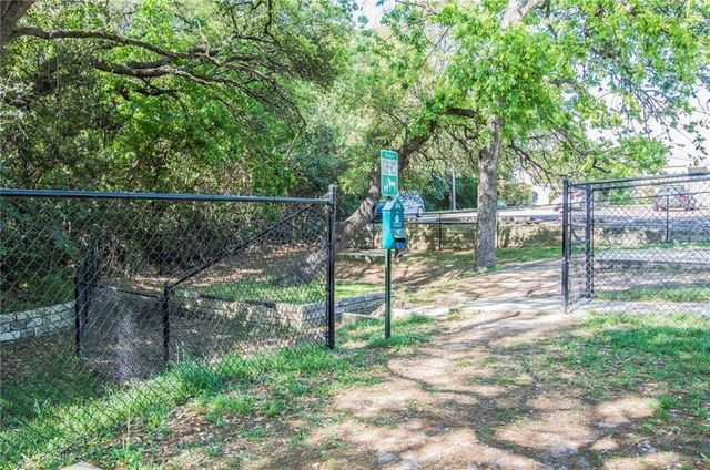 3204 Manchaca RD 302, Austin, TX 78704