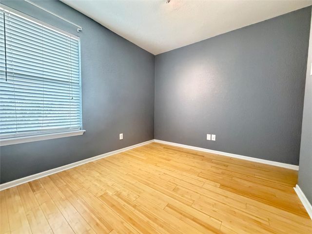 3204 Manchaca RD 302, Austin, TX 78704
