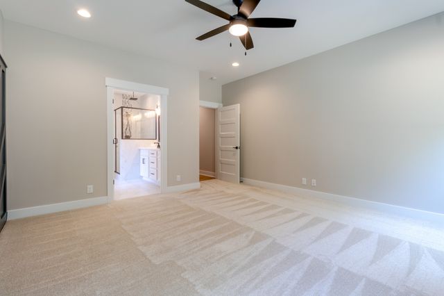 1073 Gratton Rd, Clarksville, TN 37043