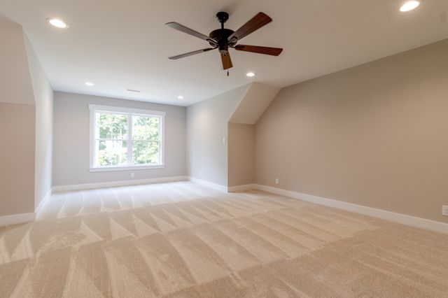 1073 Gratton Rd, Clarksville, TN 37043