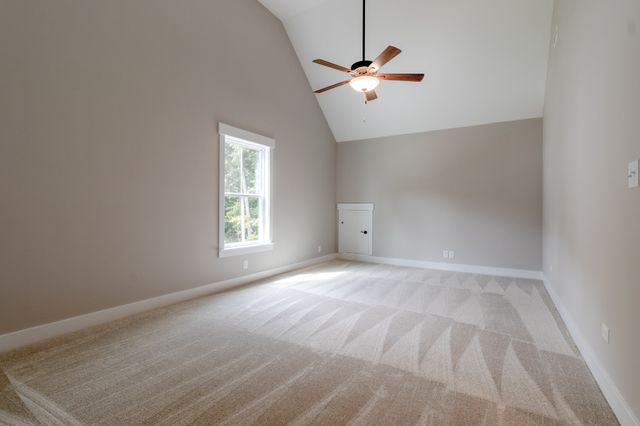 1073 Gratton Rd, Clarksville, TN 37043