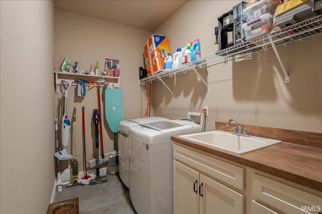 3411 Takara Drive, Evansville, IN 47715