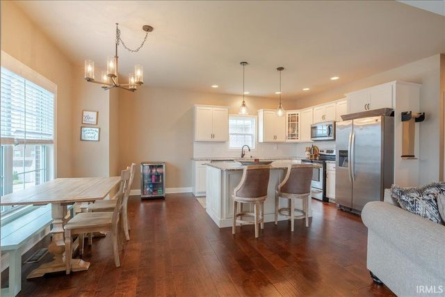 3411 Takara Drive, Evansville, IN 47715