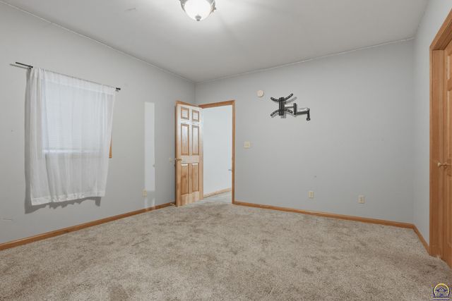 2848 SW Indian Hills RD, Topeka, KS 66614