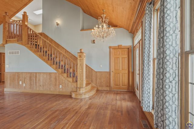 2848 SW Indian Hills RD, Topeka, KS 66614