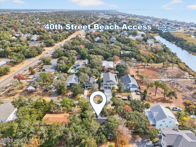 105 SE 36th Street, Oak Island, NC 28465