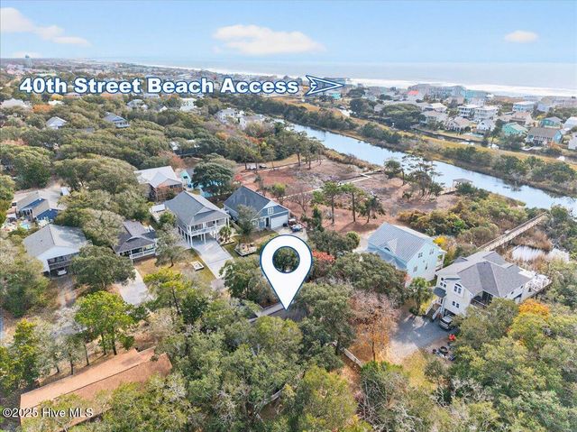 105 SE 36th Street, Oak Island, NC 28465