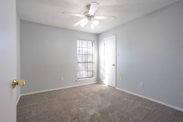 362 S STEWART Drive, Lancaster, TX 75146