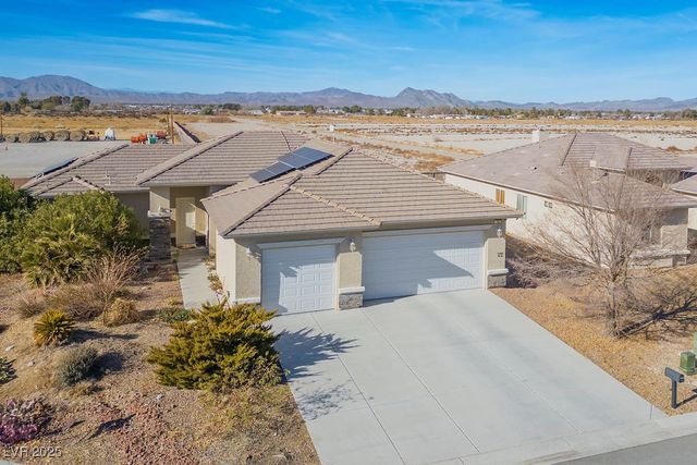 748 Ishani Ridge Court, Pahrump, NV 89048