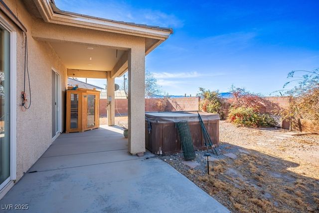 748 Ishani Ridge Court, Pahrump, NV 89048