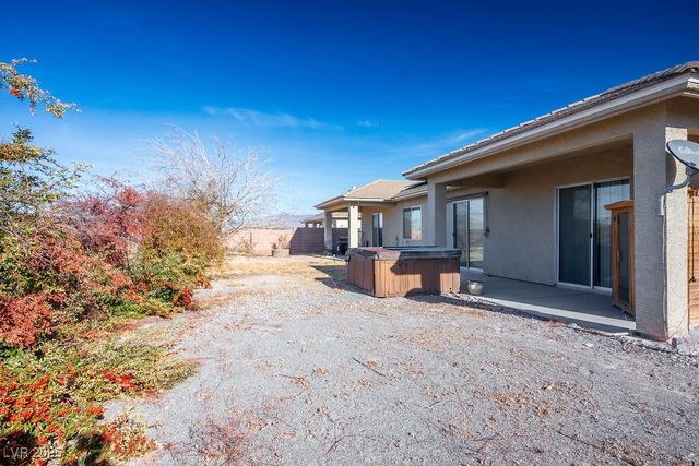 748 Ishani Ridge Court, Pahrump, NV 89048