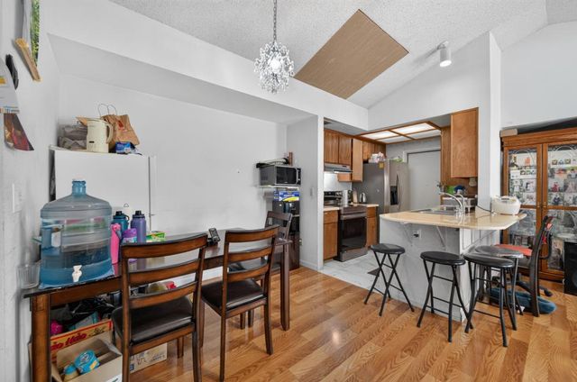 2183 Sandcastle Way, Sacramento, CA 95833