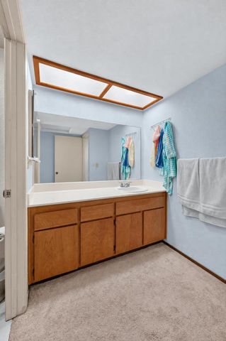 2183 Sandcastle Way, Sacramento, CA 95833