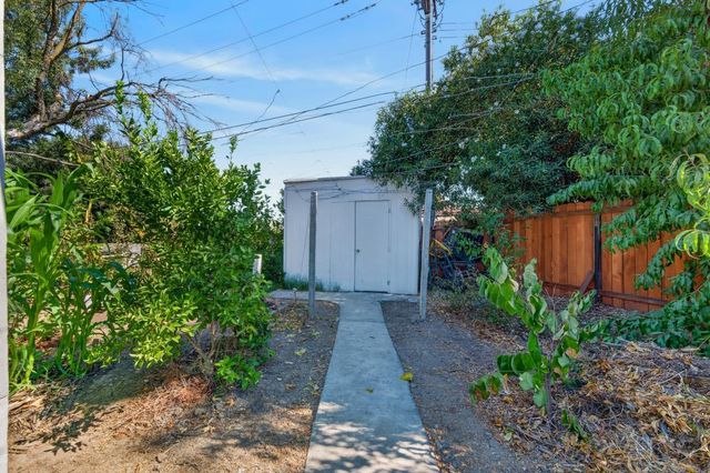 2183 Sandcastle Way, Sacramento, CA 95833